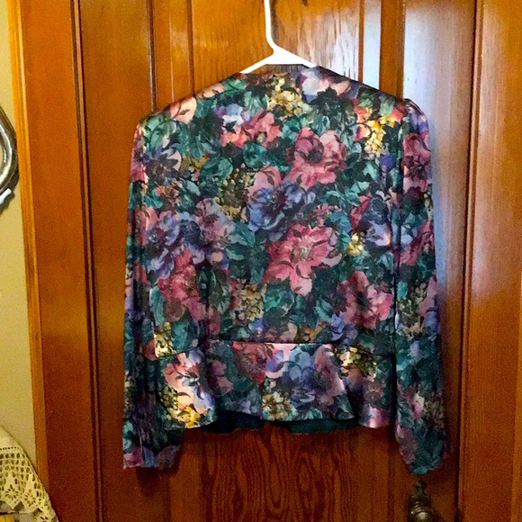 Ursula of Switzerland Dressy jacket 16 - Picture 3 of 6